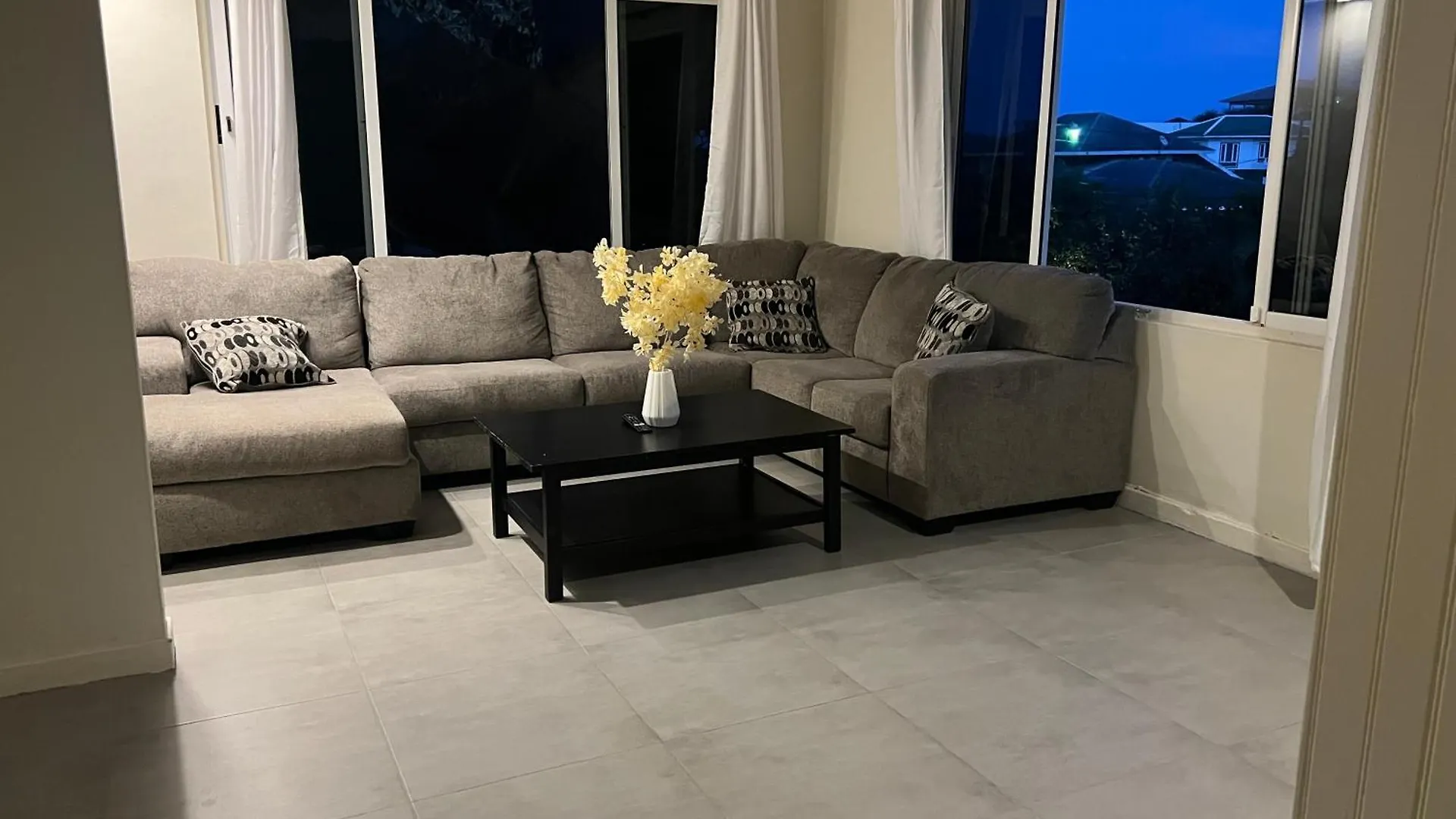 Villa Grand Jardin Ян-Тил