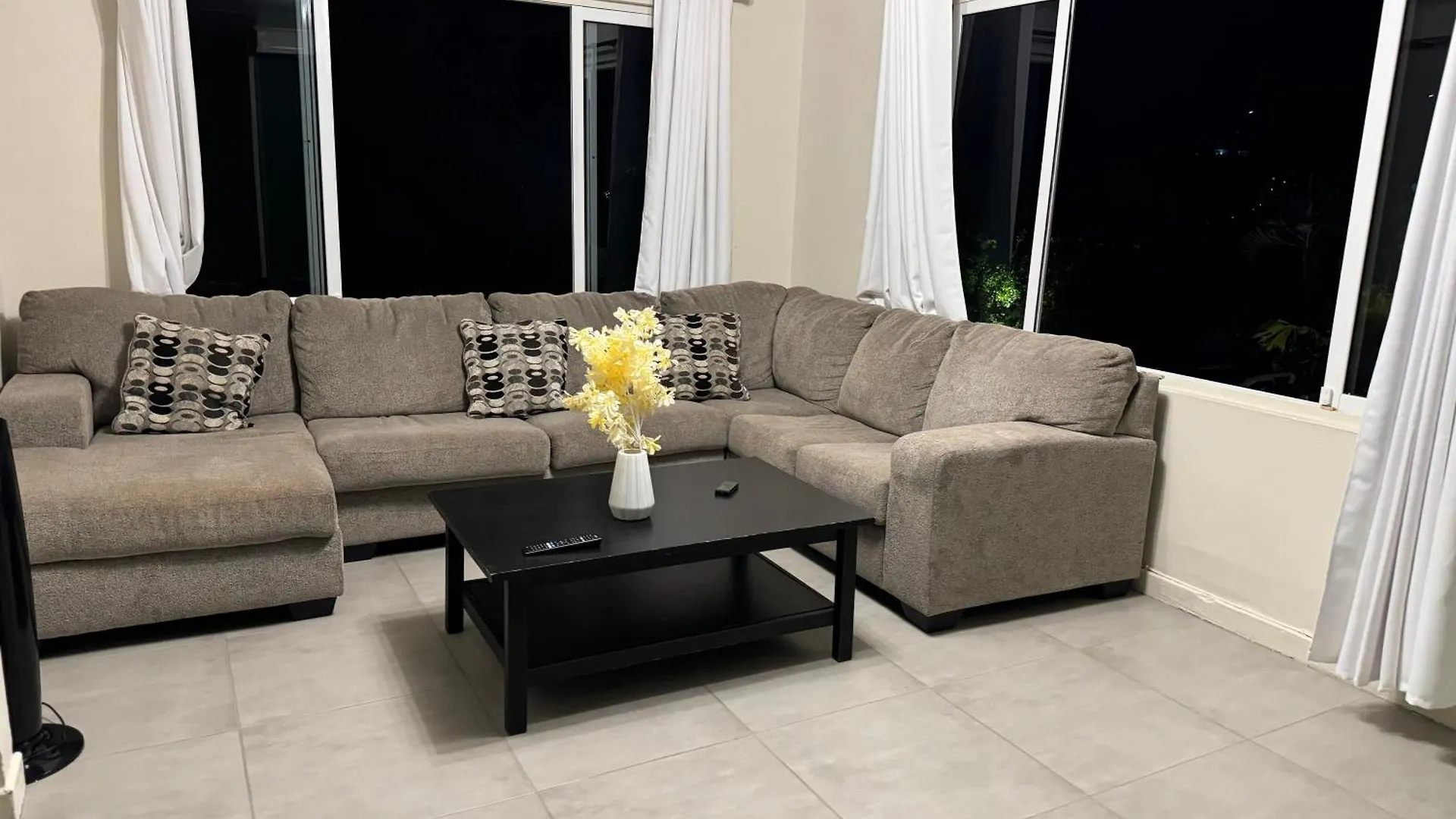 Villa Grand Jardin Ян-Тил