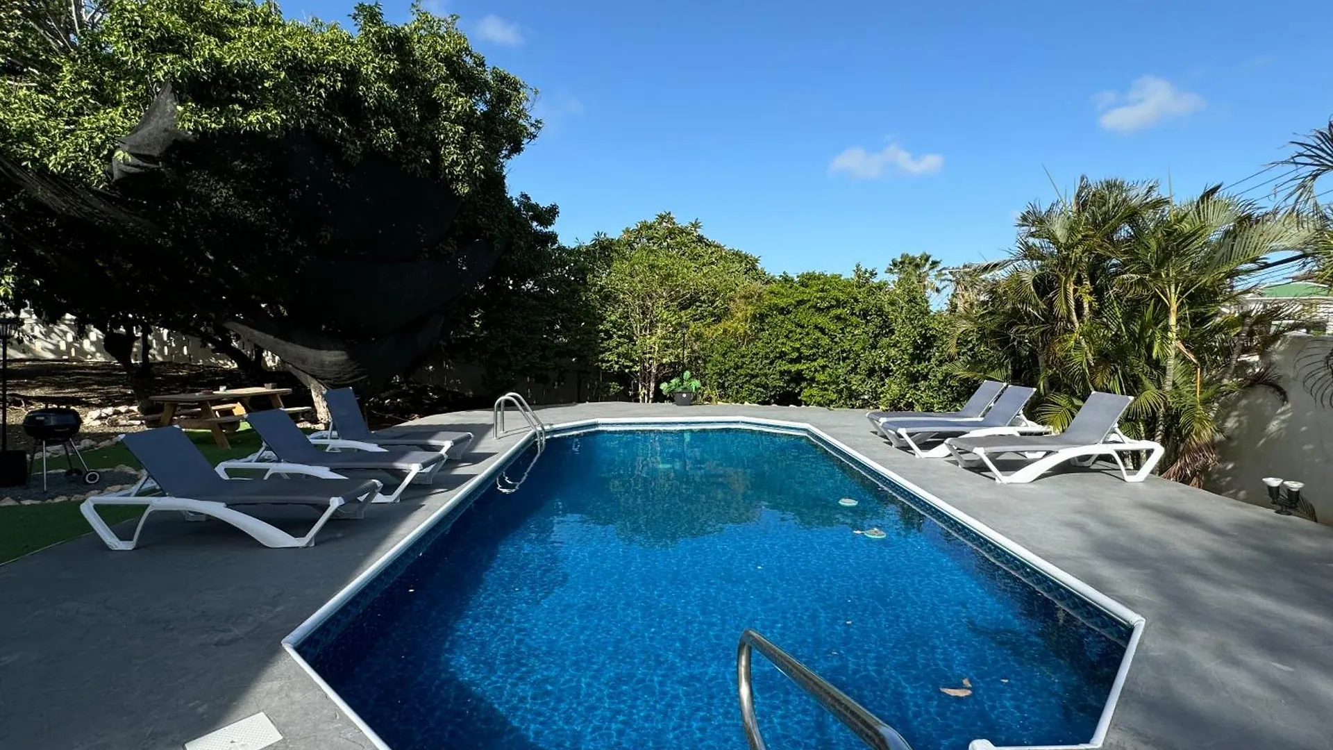 Villa Grand Jardin Ян-Тил Кюрасао