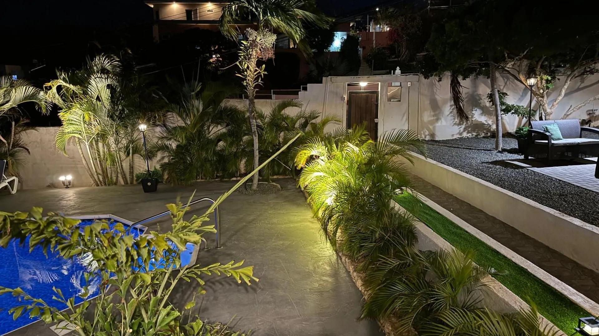 Villa Grand Jardin Jan Thiel